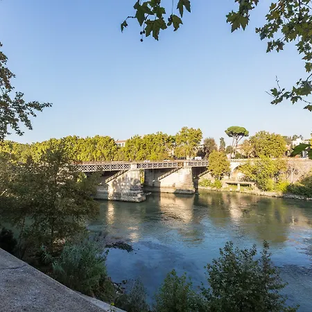 Palazzo Baj - Guest House in Trastevere
