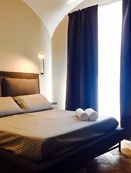 Palazzo Baj In Trastevere Konukevi Roma